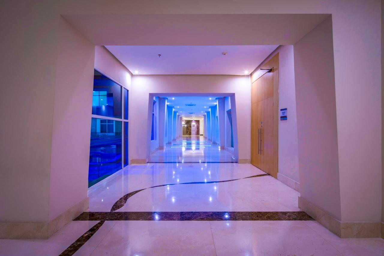 Hotel Dann Carlton Barranquilla Y Centro De Convenciones Zewnętrze zdjęcie The interior of the hotel