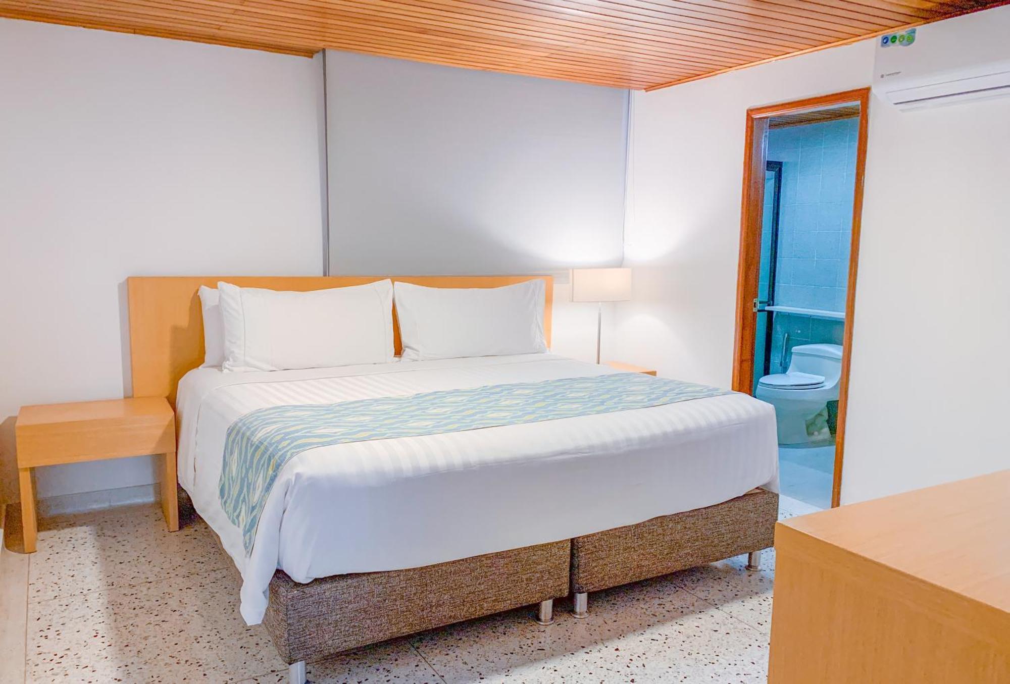 Hotel Dann Carlton Barranquilla Y Centro De Convenciones Zewnętrze zdjęcie A room at the hotel