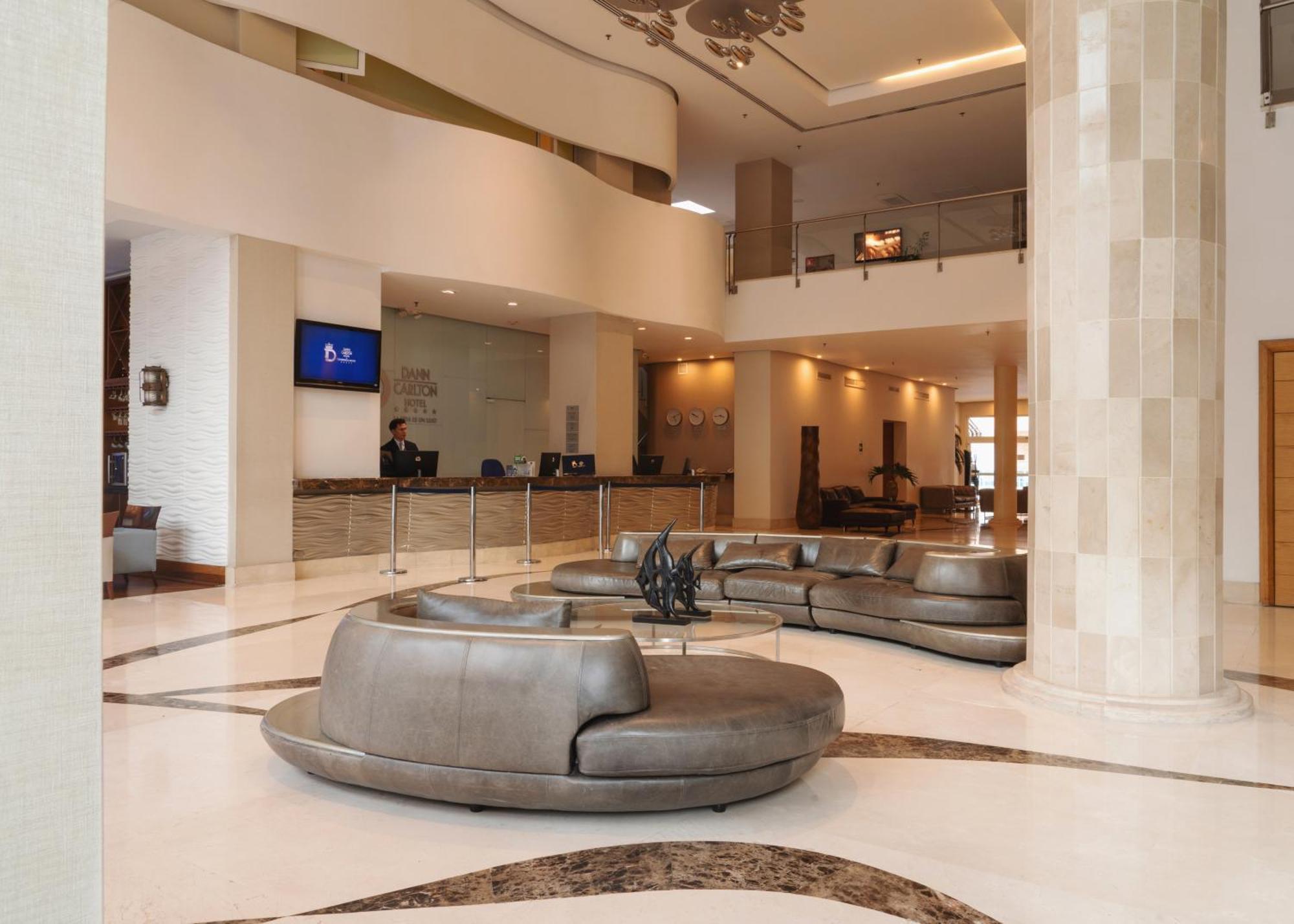 Hotel Dann Carlton Barranquilla Y Centro De Convenciones Zewnętrze zdjęcie Lobby